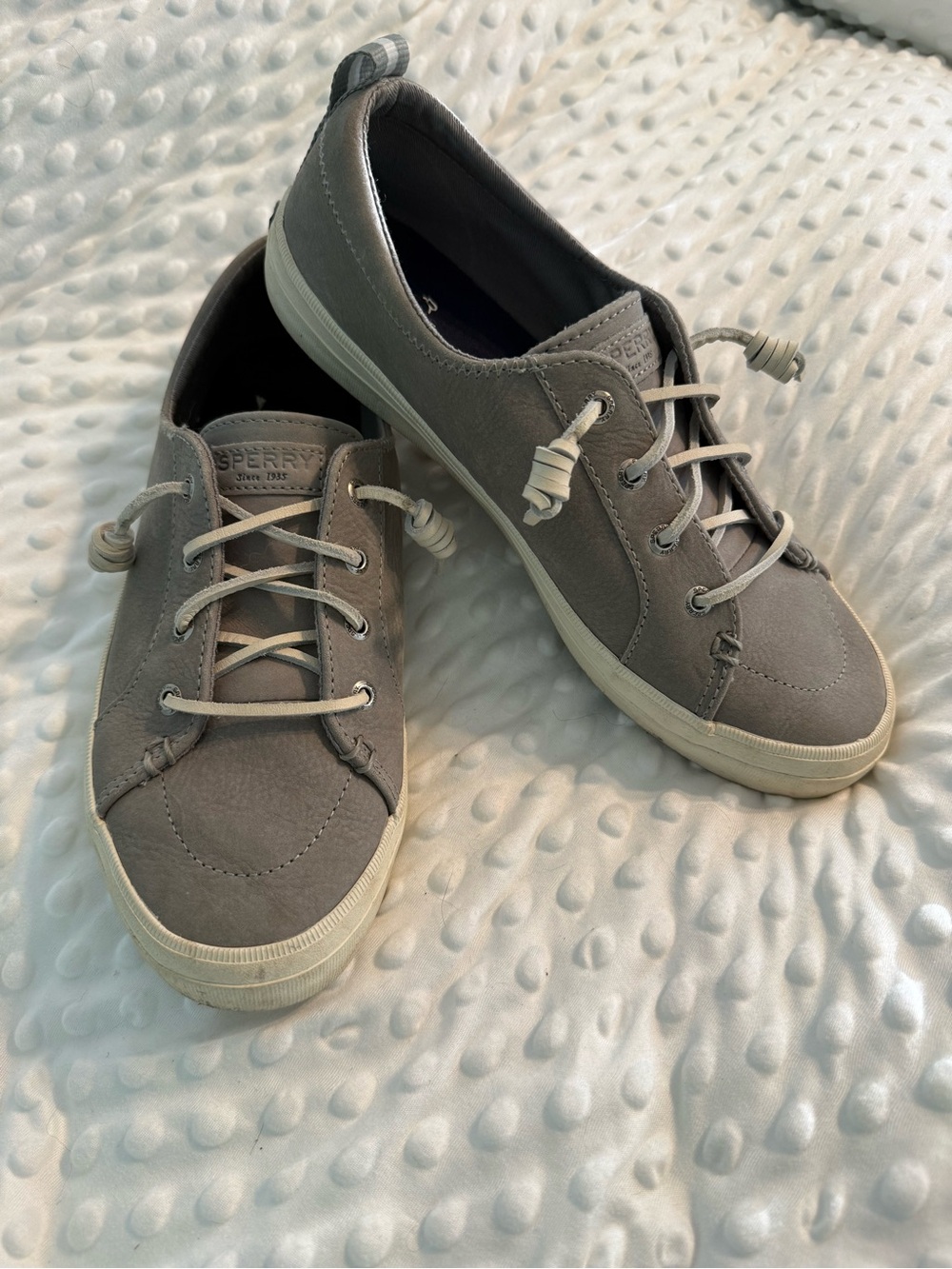 Sperry leather top siders in grey